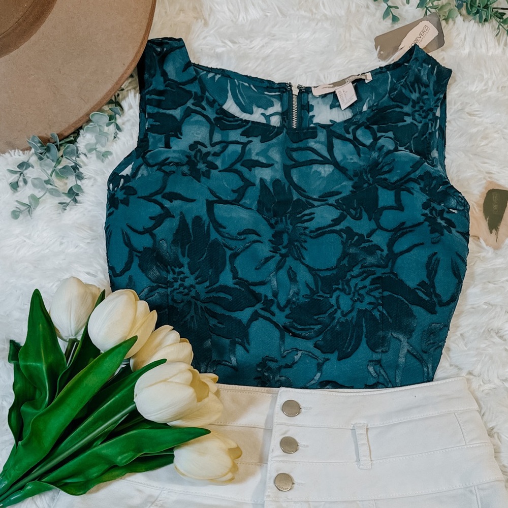 Forever 21 blue crop top NWT